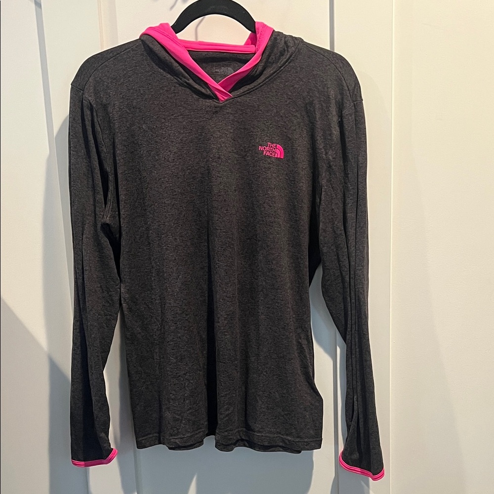 The North Face Women's Flashdry Lightweight Hooded Long Sleeve gray/pink large